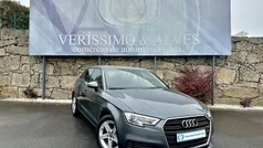 Cinzento Usado 2019 Audi A3 Sedan | € 21.500 (Preço justo)