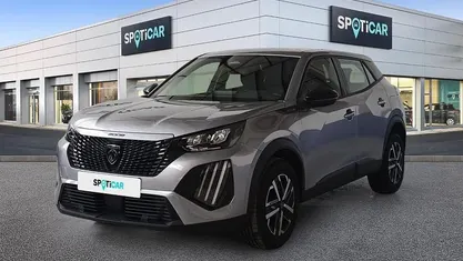 Usado Peugeot 2008 Style 145 HP (106 kW) 2025 SUV