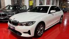 Branco Usado 2021 BMW 320e Sport Line Sedan | € 29.990 (Preço justo)
