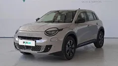 Bege Usado 2025 Fiat 600 SUV | € 24.500 (Preço justo)