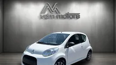 Branco Usado 2011 Citroën C1 Attraction Citadino | € 5.750 (Preço justo)