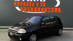 Preto Usado 2000 Renault Clio II Citadino | € 2.490 (Preço justo)