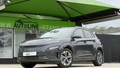 Cinzento Usado 2021 Hyundai Kauai Premium SUV | € 22.500 (Preço justo)