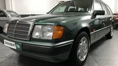 Usado 1993 Mercedes E250 | € 12.000
