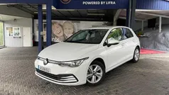 Usado 2022 VW Golf VIII Life | € 21.590 (Preço justo)