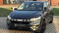 Cinzento Usado 2023 Dacia Sandero Citadino | € 13.990 (Bom preço)