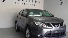 Cinzento Usado 2015 Nissan Qashqai SUV | € 14.650 (Preço justo)