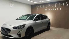 Cinzento Usado 2020 Ford Focus Carrinha | € 16.350 (Preço justo)
