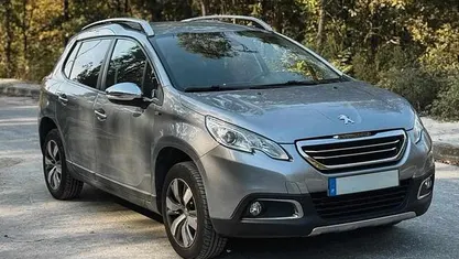 Usado 2016 Peugeot 2008 Allure SUV | € 8.900 (Preço justo)