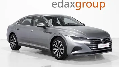 Usado VW Arteon 150 HP (110 kW) 2020 Cinzento