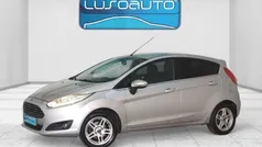 Cinza Usado 2014 Ford Fiesta Titanium Citadino | € 10.900 (Preço justo)