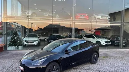 Usado Tesla Model 3 Standard Range Plus 208 kW (283 HP) 2022 Sedan