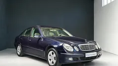 Azul Usado 2002 Mercedes E270 Elegance Sedan | € 9.490 (Preço justo)