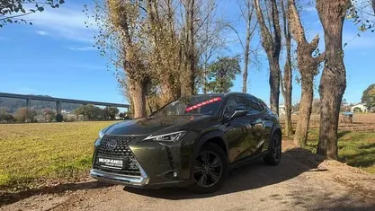 Verde Usado 2020 Lexus UX SUV | € 26.750 (Preço justo)