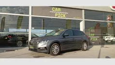 Branco Usado 2023 Skoda Scala Ambition Citadino | € 21.000 (Preço justo)