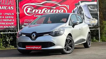Usado Renault Clio IV Zen 75 HP (55 kW) 2016 Cinza
