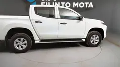 Branco Usado 2023 Mitsubishi L200 Invite Pickup | € 38.490 (Preço justo)