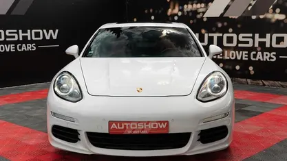 Branco Usado 2014 Porsche Panamera Sedan | € 47.900 (Preço justo)