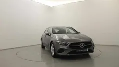 Cinzento Usado 2023 Mercedes A200 Citadino | € 35.490 (Preço justo)