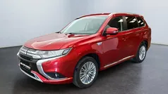 Vermelho Usado 2019 Mitsubishi Outlander P-HEV SUV | € 22.950 (Preço justo)