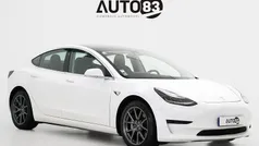 Branco Usado 2020 Tesla Model 3 Sedan | € 27.490 (Preço justo)