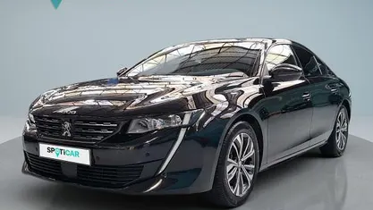 Usado Peugeot 508 Allure 130 HP (95 kW) 2022 Preto Sedan