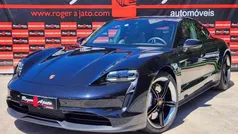 Usado 2021 Porsche Taycan Sedan | € 80.000