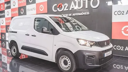 Usado Peugeot Partner 102 HP (75 kW) 2023 Monovolume
