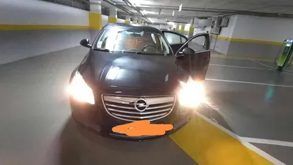 Preto Usado 2011 Opel Insignia Sedan | € 6.000