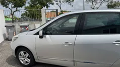 Cinza Usado 2016 Renault Scénic III Bose Edition Monovolume | € 11.490 (Preço justo)