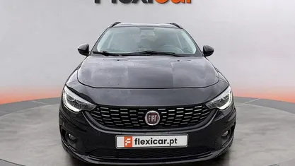Usado Fiat Tipo Lounge 95 HP (69 kW) 2021 Preto Carrinha