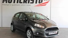 Cinzento Usado 2016 Ford Fiesta Citadino | € 10.900 (Preço justo)