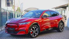 Vermelho Usado 2022 Ford Mustang Mach-E Premium SUV | € 42.990 (Preço justo)