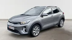 Cinzento Usado 2024 Kia Stonic SUV | € 18.290 (Preço justo)