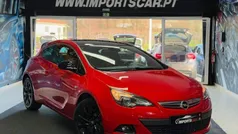 Vermelho Usado 2016 Opel Astra S Coupé | € 13.999 (Preço justo)