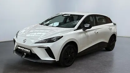 Usado MG MG4 EV 125 kW (170 HP) 2023 Branco Citadino