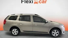 Castanho Usado 2015 Dacia Logan Comfort Sedan | € 7.980 (Preço justo)