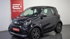 Preto Usado 2021 Smart ForTwo Electric Drive Passion Coupé | € 12.500 (Bom preço)