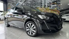 Preto Usado 2021 Peugeot e-208 Active Citadino | € 16.240 (Preço justo)