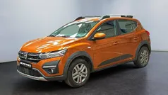 Laranja Usado 2022 Dacia Sandero Expression Citadino | € 16.500 (Preço justo)