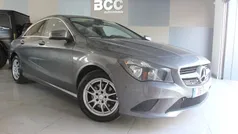 Cinza Usado 2013 Mercedes CLA200 Urban Sedan | € 18.990 (Preço justo)