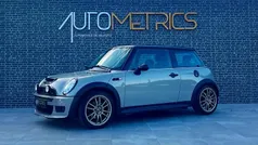 Cinzento Usado 2004 Mini ONE Citadino | € 7.750 (Preço justo)
