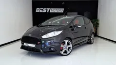 Preto Usado 2013 Ford Fiesta Citadino | € 13.900 (Preço justo)