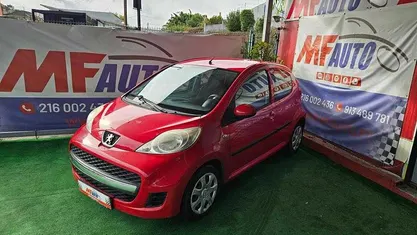 Vermelho Usado 2009 Peugeot 107 Citadino | € 5.500 (Preço justo)