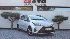 Cinza Usado 2019 Toyota Yaris Comfort | € 14.250 (Preço justo)