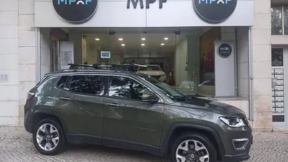 Usado Jeep Compass 120 HP (88 kW) 2018 Verde SUV