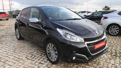 Preto Usado 2017 Peugeot 208 Style Citadino | € 10.499 (Preço justo)