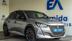 Cinzento Usado 2023 Peugeot 208 Citadino | € 21.750 (Preço justo)