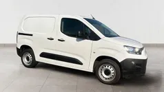 Branco Usado 2023 Fiat Doblò Monovolume | € 18.990 (Preço justo)