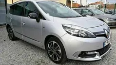 Cinzento Usado 2014 Renault Scénic III Monovolume | € 8.000 (Preço justo)
